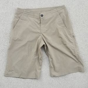 Arc'teryx Tan Hiking Shorts Sz 32